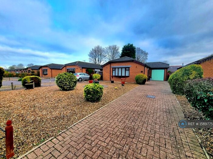 2 Bedroom Bungalow To Rent In Rembrandt Way, Spalding, PE11