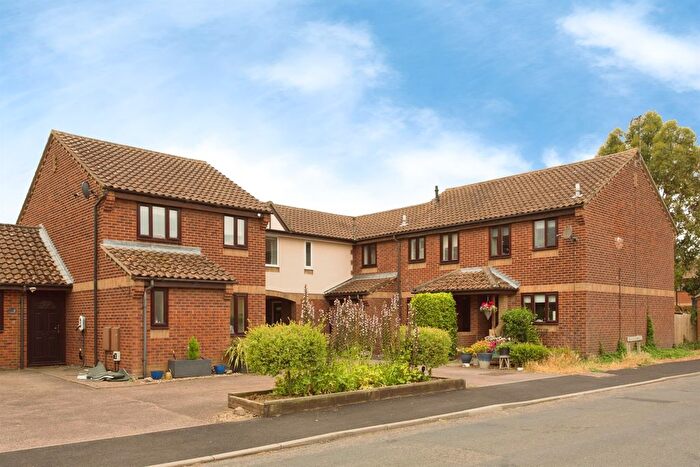 3 Bedroom End Of Terrace House For Sale In Hall Court, Fen Drayton, Cambridge, CB24