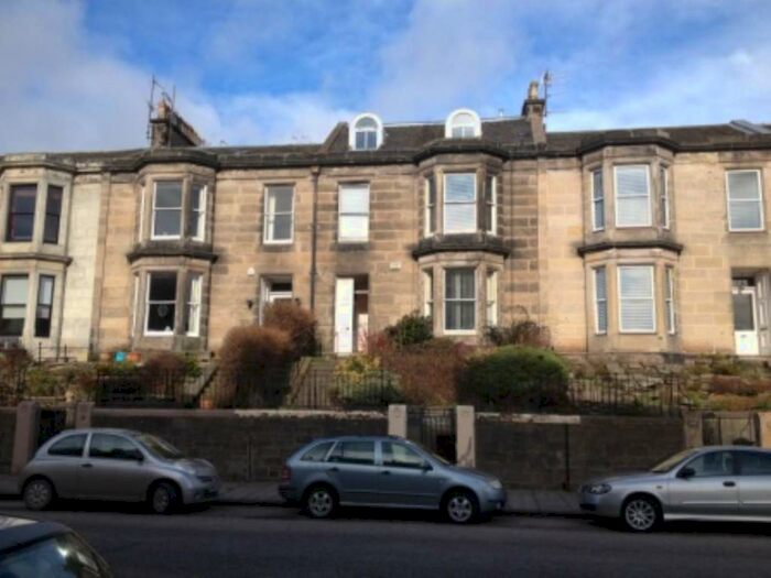 2 Bedroom Flat To Rent In T/F, Perth Road, DD2