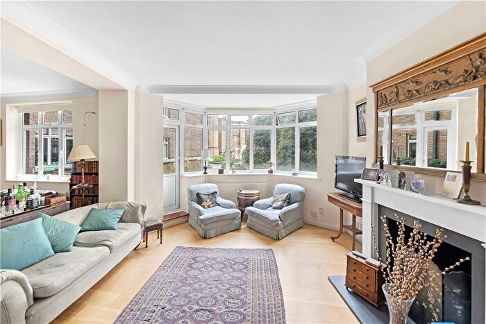 2 Bedroom Flat For Sale In Melton Court, South Kensington, London, SW7
