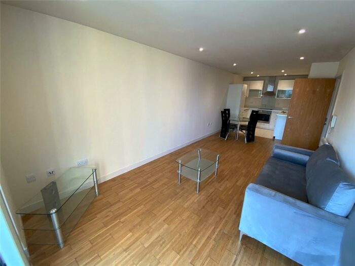 2 Bedroom Apartment To Rent In St Georges Island, Kelso Place, Manchester, M15