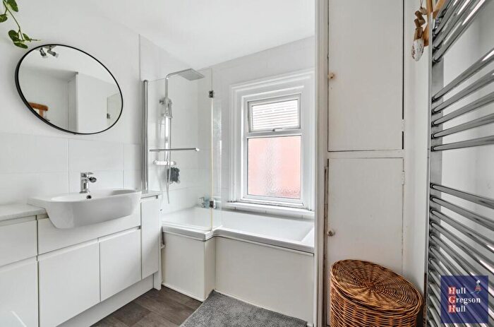1 Bedroom Flat For Sale In Cornwall Road, Swanage, BH19 - Photo 10