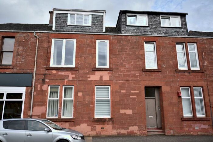 2 Bedroom Flat To Rent In Dalvait Road, Balloch, West Dunbartonshire, G83