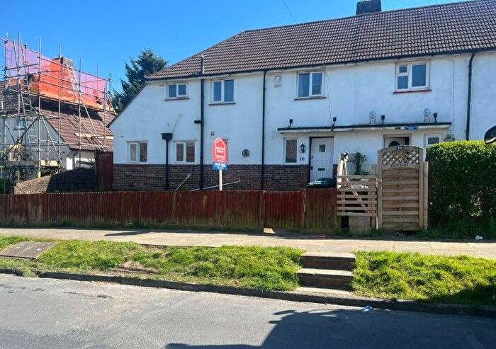 5 Bedroom Semi Detached House For Sale In Halland Road, Brighton, BN2