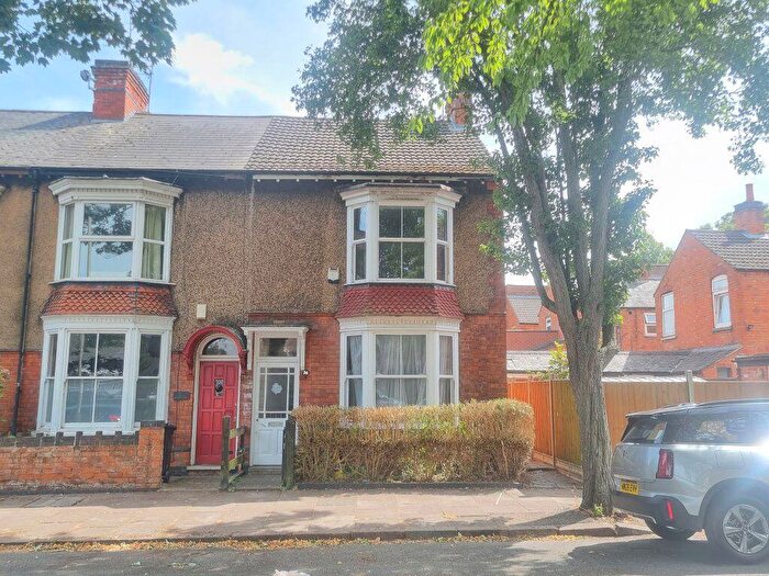 3 Bedroom Terraced House To Rent In Sweetbriar Road, Leicester, LE3