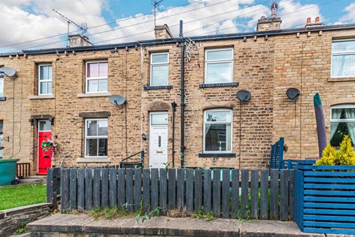2 Bedroom Terraced House To Rent In Armitage Road, Milnsbridge, Huddersfield, HD3