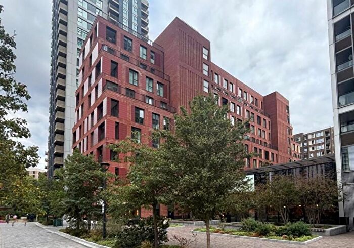 1 Bedroom Flat For Sale In Apartment Weymouth Building, Deacon Street, Elephant & Castle, London, SE17