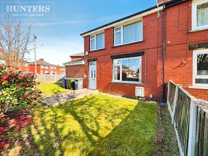 3 Bedroom Semi Detached House For Sale In Bank End Avenue, Worsbrough, Barnsley, S70