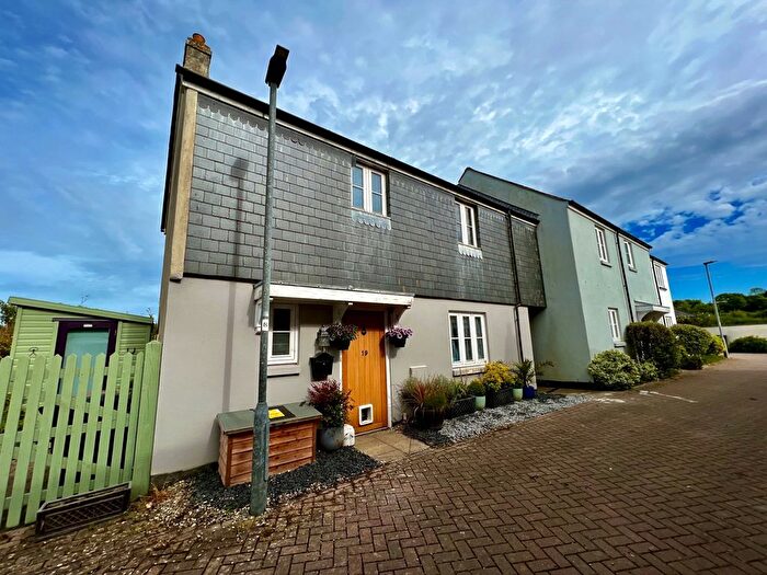 3 Bedroom End Of Terrace House For Sale In Lister Way, East Allington, Totnes, TQ9