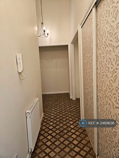 2 Bedroom Flat To Rent In Weir Street, Coatbridge, ML5
