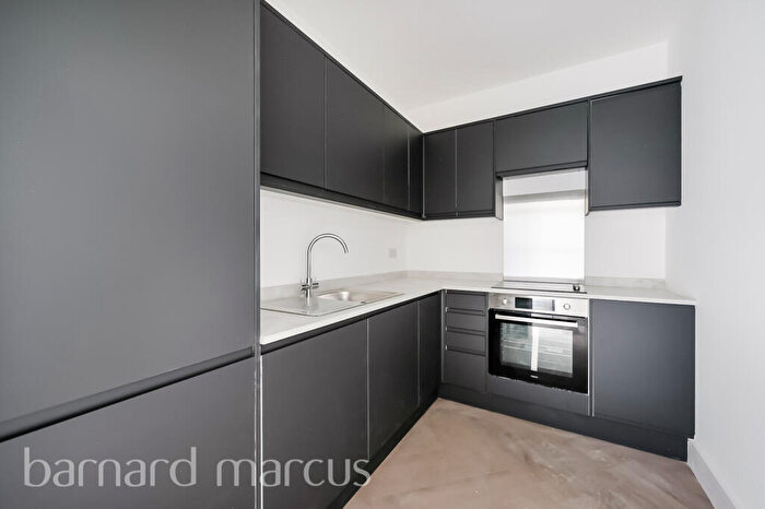 2 Bedroom Flat To Rent In High Street, Croydon, CR0