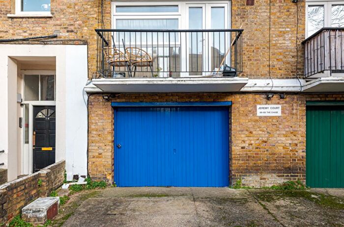 Garage / Parking For Sale In The Chase, SW4