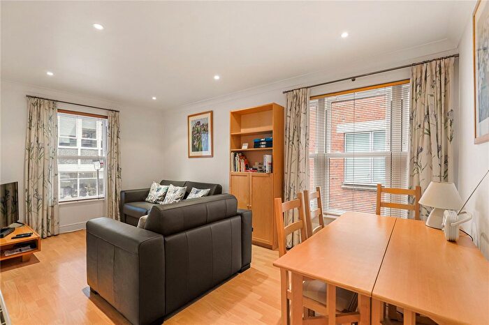 1 Bedroom Flat For Sale In Leather Lane, London, EC1N