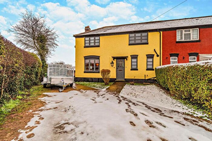 3 Bedroom Semi-Detached House For Sale In Glaston Road, Morcott, Rutland, LE15