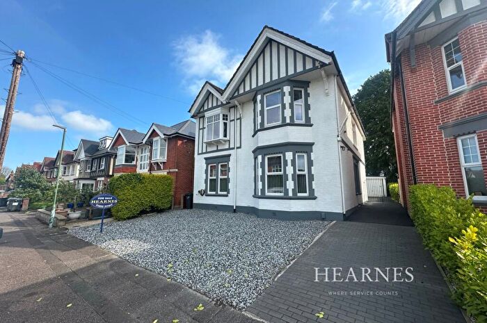 6 Bedroom Detached House For Sale In Bryanstone Road, Bournemouth, BH3