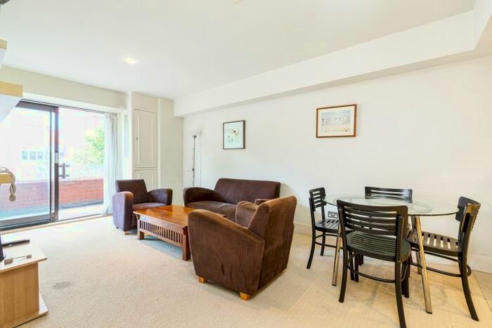 1 Bedroom Flat To Rent In Roland Gardens, London, SW7