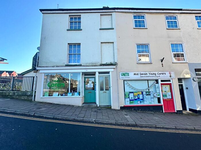 2 Bedroom Flat To Rent In Bridge Street, Tiverton, EX16