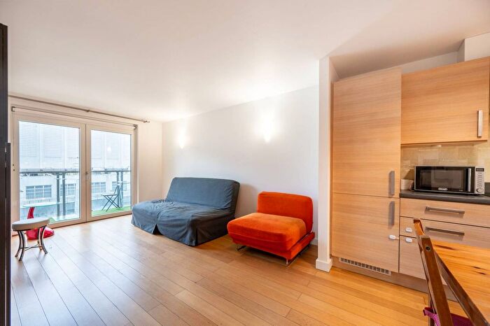 1 Bedroom Flat For Sale In Empire Way, Wembley Park, Wembley, HA9