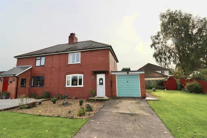 3 Bedroom Semi-Detached House For Sale In Mill Lane, Ellerton, York, YO42