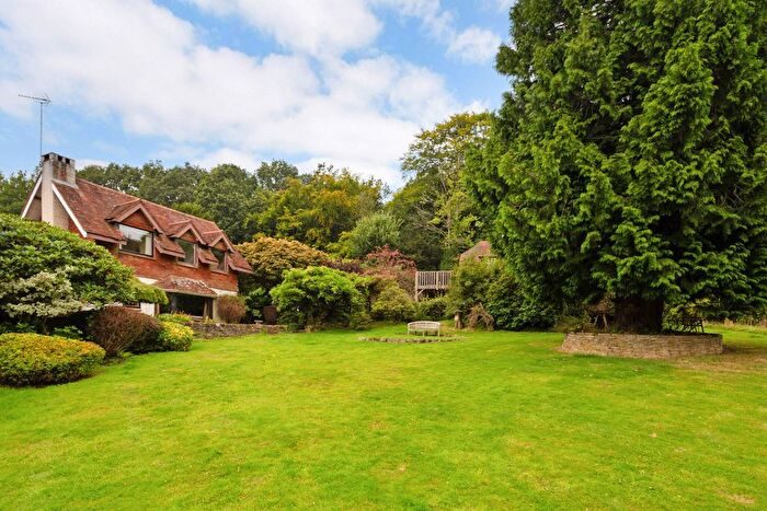 5 Bedroom Detached House For Sale In Farnham Lane, Haslemere, GU27