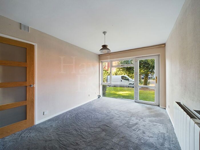 1 Bedroom Flat To Rent In Church Avenue, Stourport On Severn, DY13