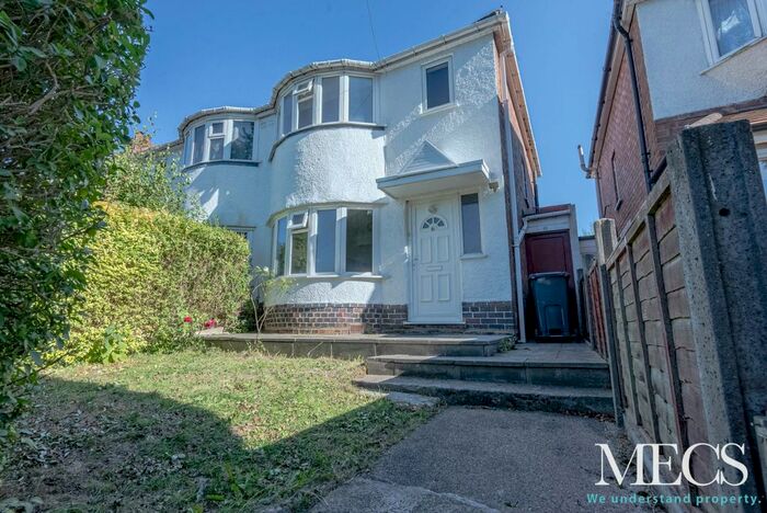3 Bedroom Semi-Detached House To Rent In Falconhurst Road, Selly Oak, Birmingham, B29