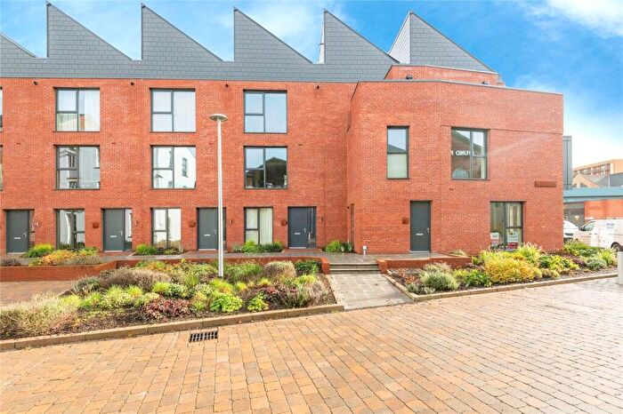 3 Bedroom End Of Terrace House For Sale In Ironworks, Foundry Side, Leeds, LS11