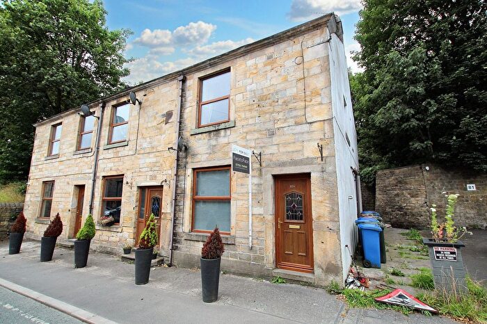 3 Bedroom End Terrace House For Sale In Summit, Littleborough, OL15