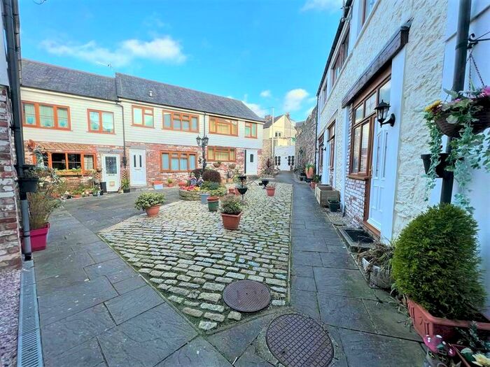 2 Bedroom Mews To Rent In St. Lawrence Mews, Plymouth, PL4