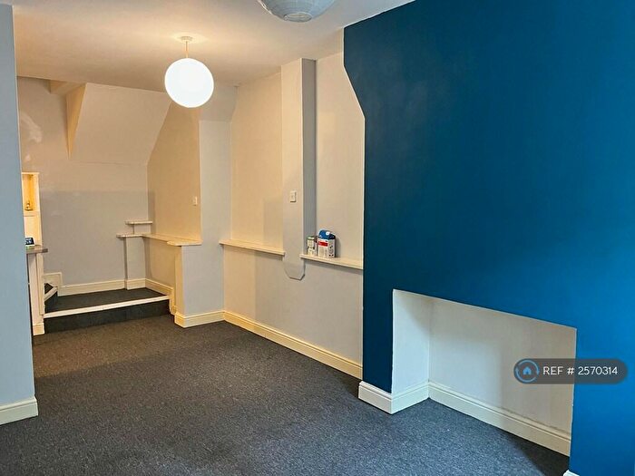 1 Bedroom Flat To Rent In Oxton Road, Birkenhead, CH41