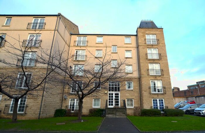 2 Bedroom Flat To Rent In Stead's Place, Leith, Edinburgh, EH6