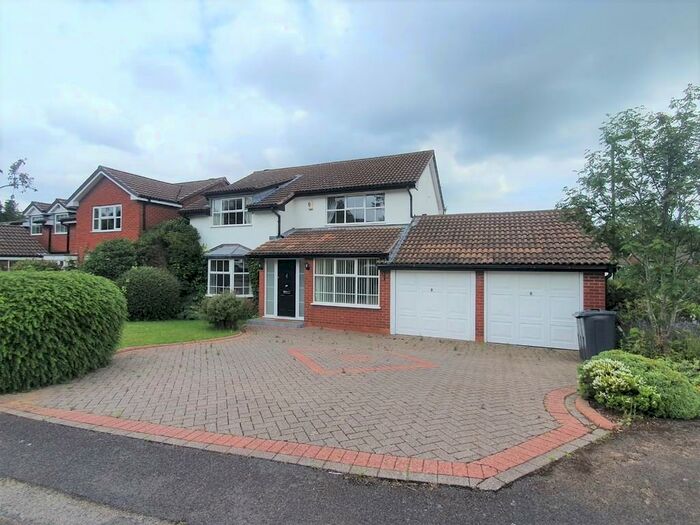 4 Bedroom Detached House To Rent In Rocklands Drive, Sutton Coldfield, B75