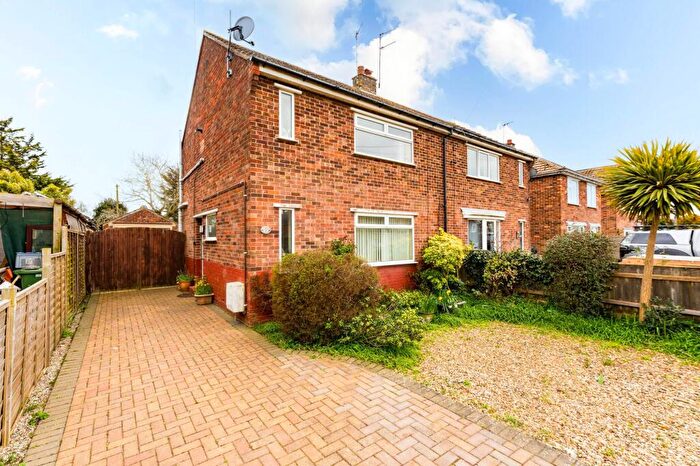 2 Bedroom Semi-Detached House For Sale In Grayson Avenue, Pakefield, NR33
