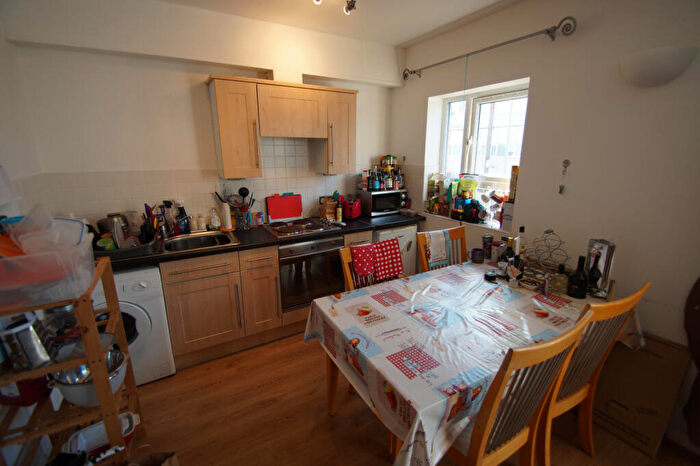 2 Bedroom Apartment To Rent In Royce Road, Manchester, Greater Manchester, M15
