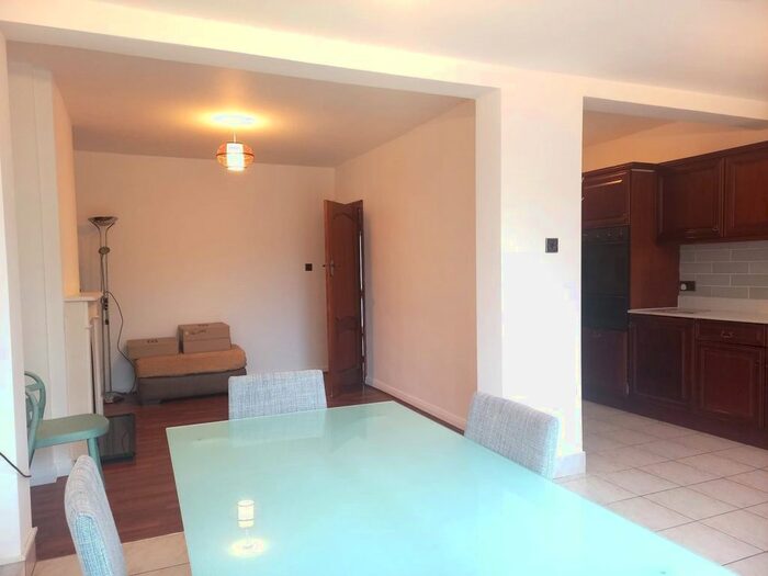 3 Bedroom Semi-Detached House To Rent In Elmore Road, Enfield, EN3