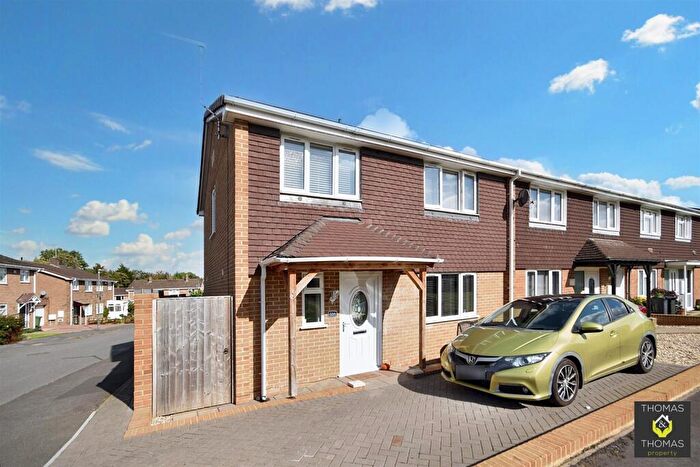 3 Bedroom End Of Terrace House To Rent In Woodland Green, Upton St. Leonards, GL4