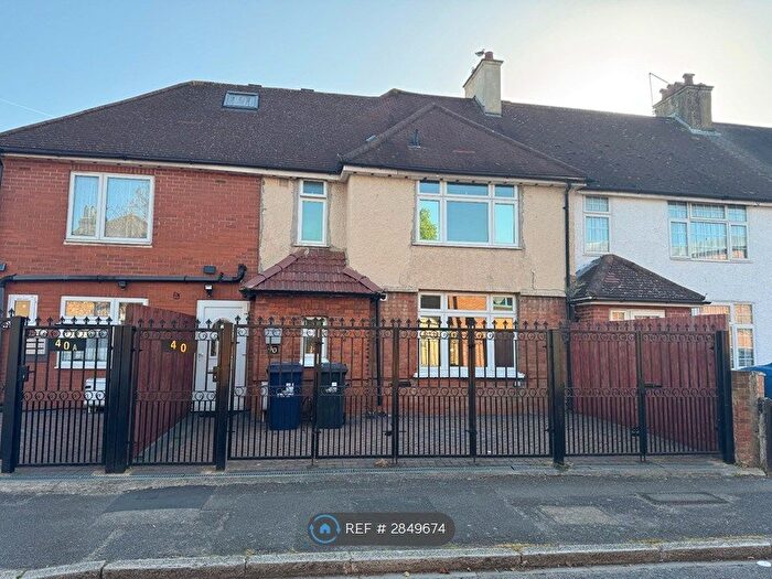 5 Bedroom Terraced House To Rent In Olive Road, London, W5