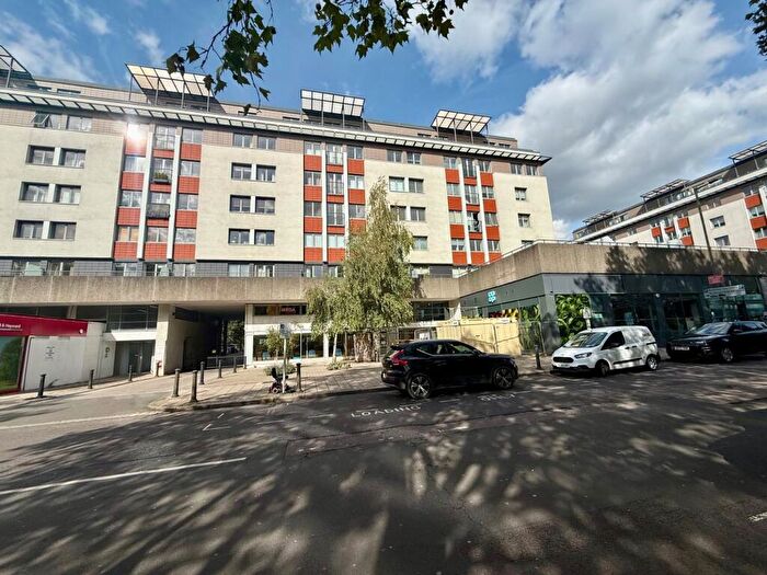 1 Bedroom Apartment To Rent In Albemarle Road, Lait House, BR3