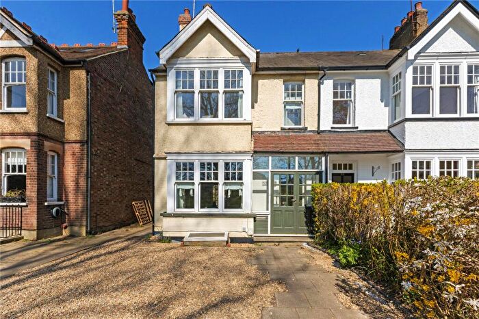 4 Bedroom Semi-Detached House To Rent In Southdown Road, Harpenden, Hertfordshire, AL5
