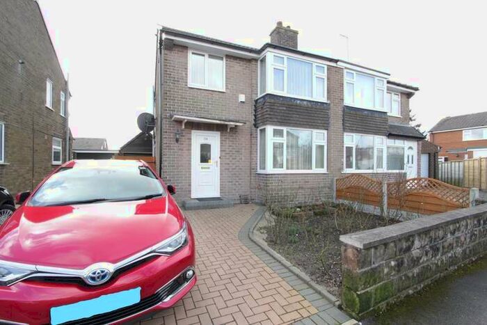 3 Bedroom Semi-Detached House To Rent In Barncliffe Road, Sheffield, S10