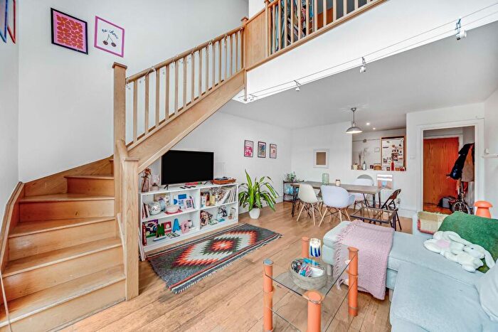 2 Bedroom Duplex To Rent In Curtain Road, London, EC2A