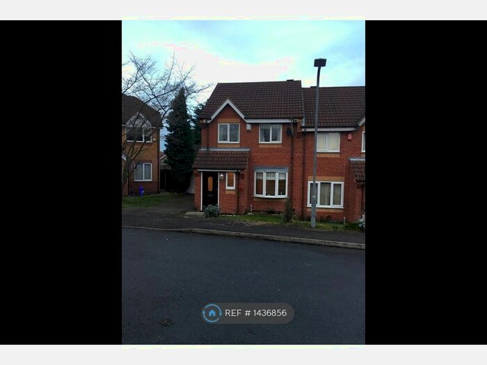 3 Bedroom Semi-Detached House To Rent In Hammersmith Close, Nottingham, NG16
