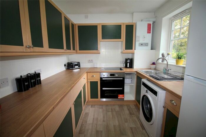 3 Bedroom Detached House To Rent In Othello Drive, Waterlooville, Hampshire, PO7