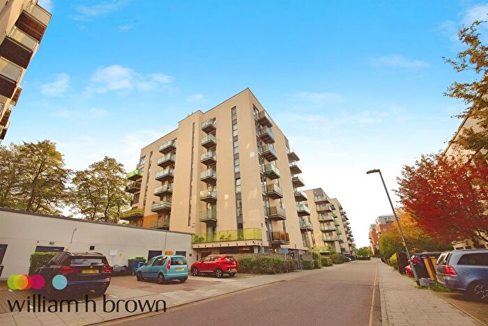1 Bedroom Flat To Rent In Academy Way, Becontree, Dagenham, RM8