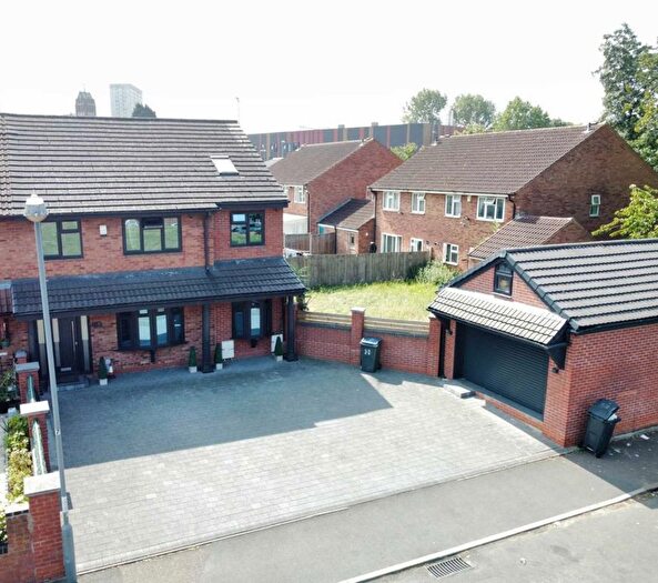 5 Bedroom Semi-detached House For Sale In Vaughton Street, Birmingham, B12
