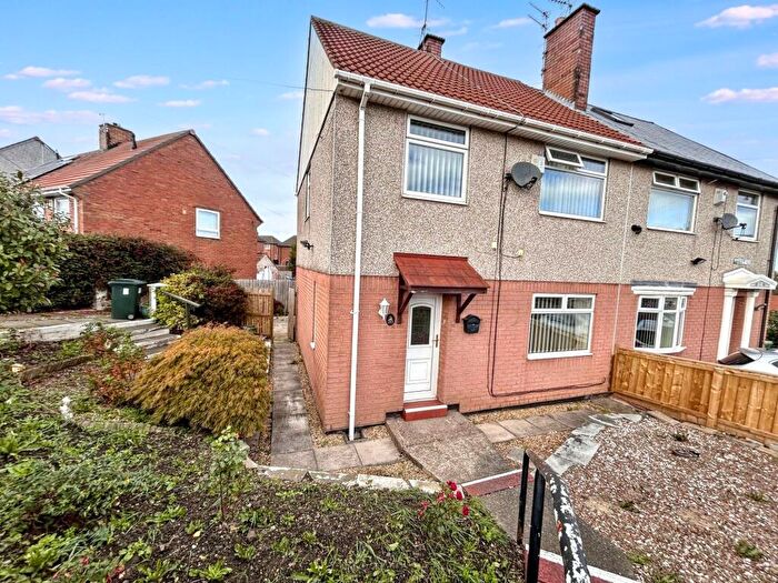 3 Bedroom Semi-Detached House For Sale In Split Crow Road, Deckham, Gateshead, Tyne And Wear, NE8