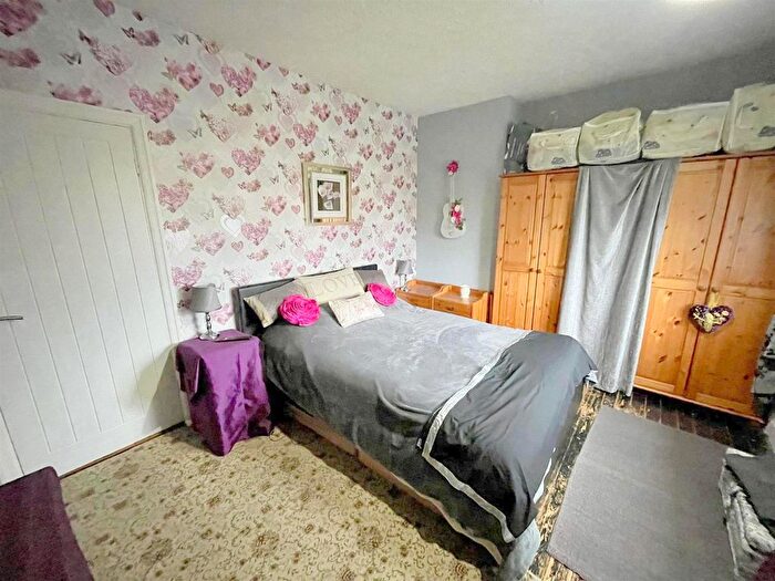 2 Bedroom Semi-Detached House For Sale In Geneva Road, Darlington, DL1