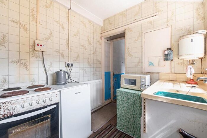 2 Bedroom Semi-Detached House For Sale In Willow Grove, Long Itchington, Southam, CV47