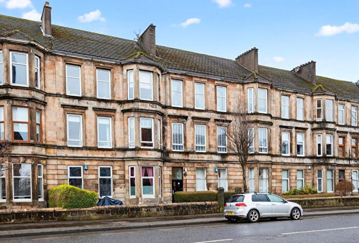 2 Bedroom Flat For Sale In Greenock Road, Paisley, PA3