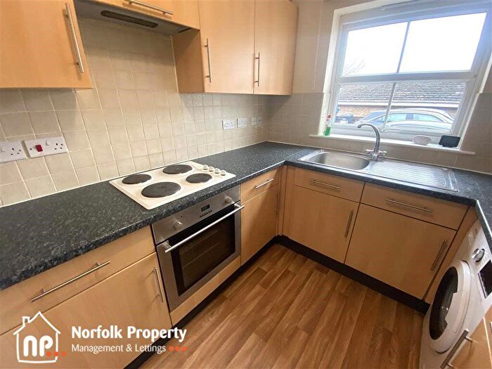 2 Bedroom Flat To Rent In Angel Road, NR3